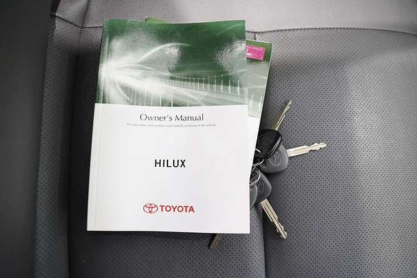 2015 Toyota Hilux Workmate TGN121R Rear Wheel Drive
