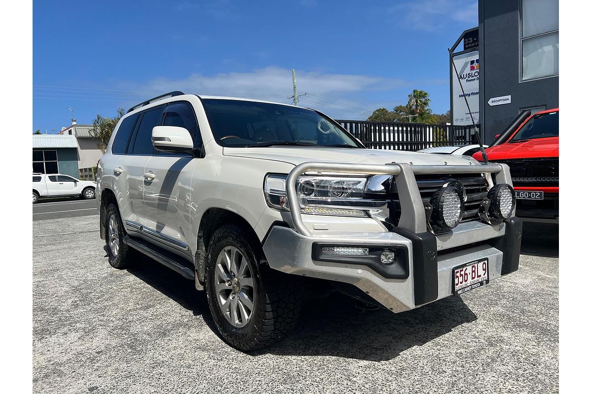 2017 Toyota Landcruiser Sahara VDJ200R