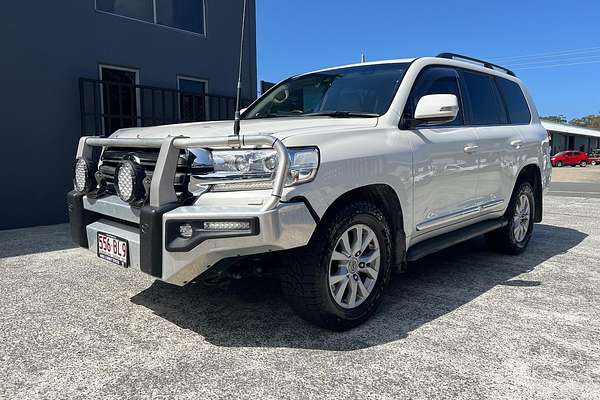 2017 Toyota Landcruiser Sahara VDJ200R