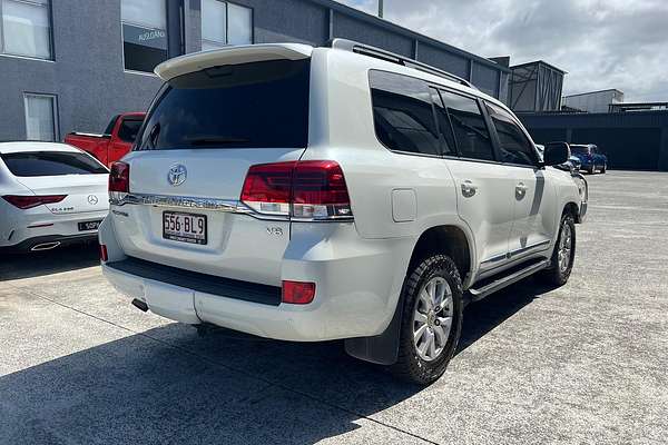 2017 Toyota Landcruiser Sahara VDJ200R