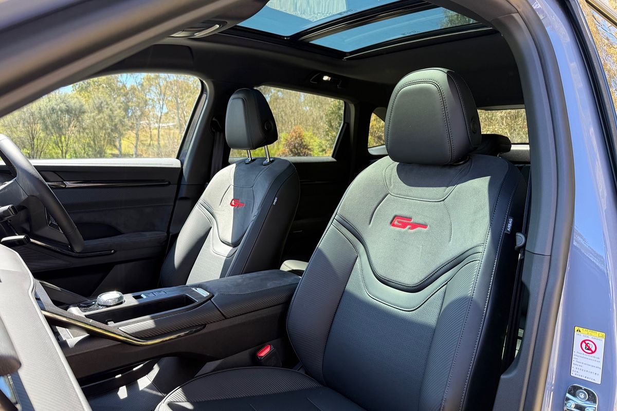 2025 GWM Haval H6GT Ultra PHEV B03