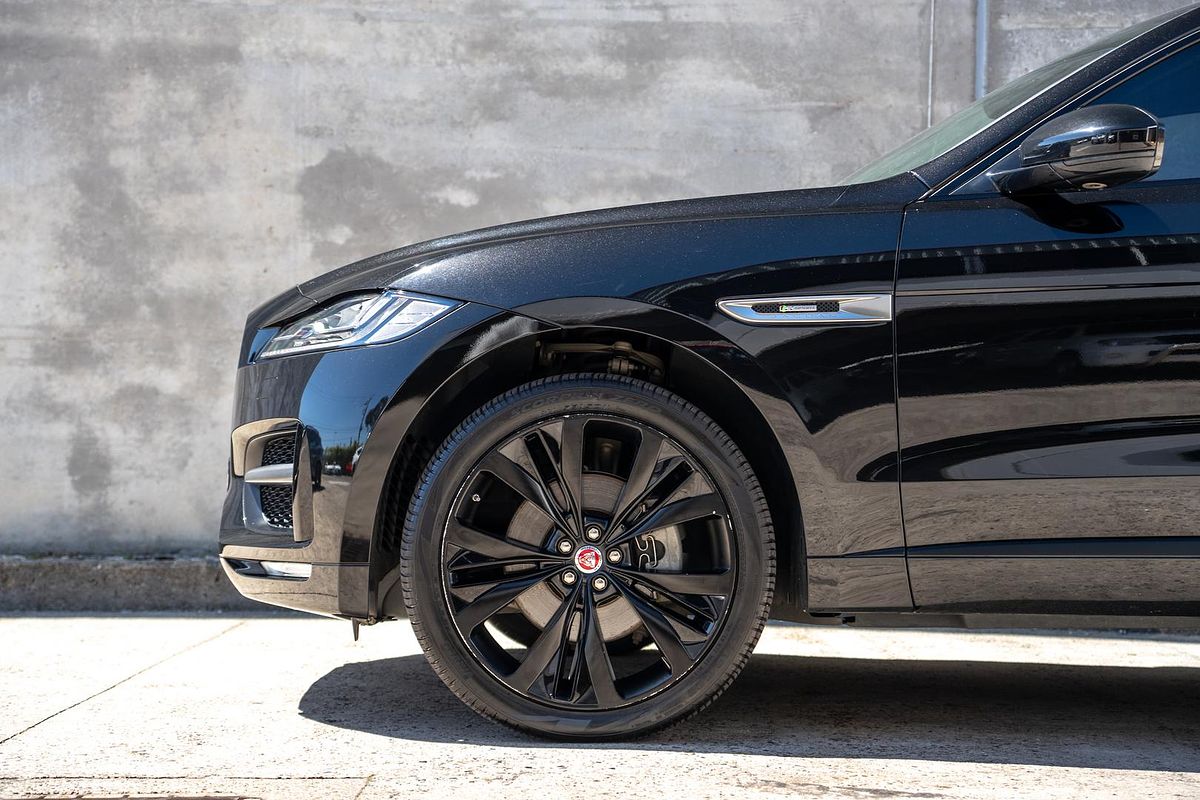 2019 Jaguar F-PACE 30d R-Sport X761