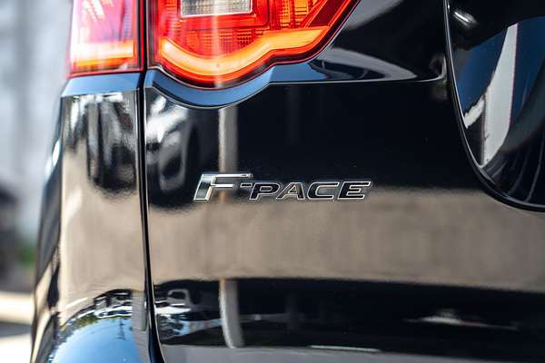 2019 Jaguar F-PACE 30d R-Sport X761