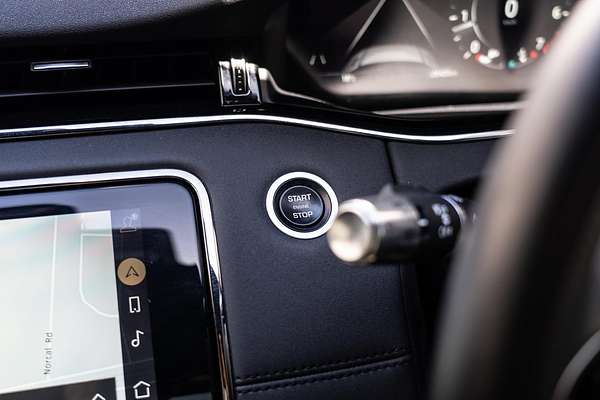 2021 Land Rover Range Rover Evoque P250 R-Dynamic SE L551