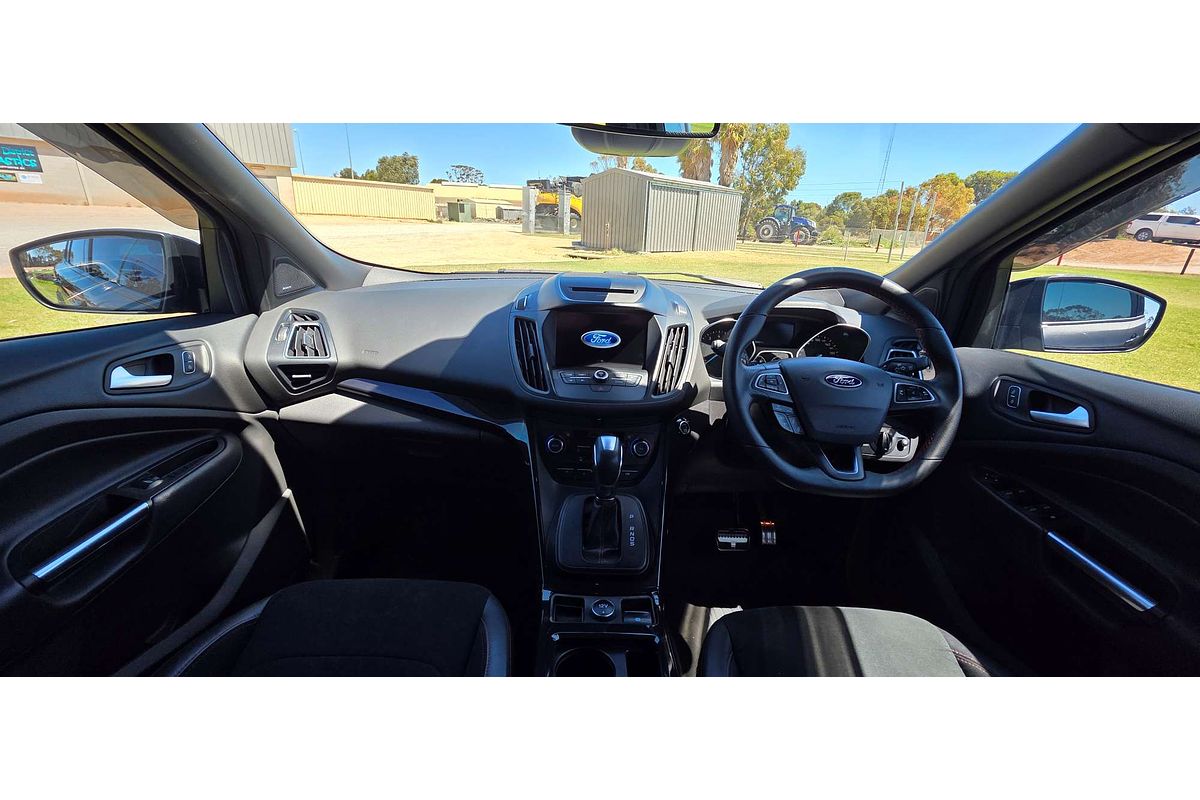 2019 Ford Escape ST-Line ZG