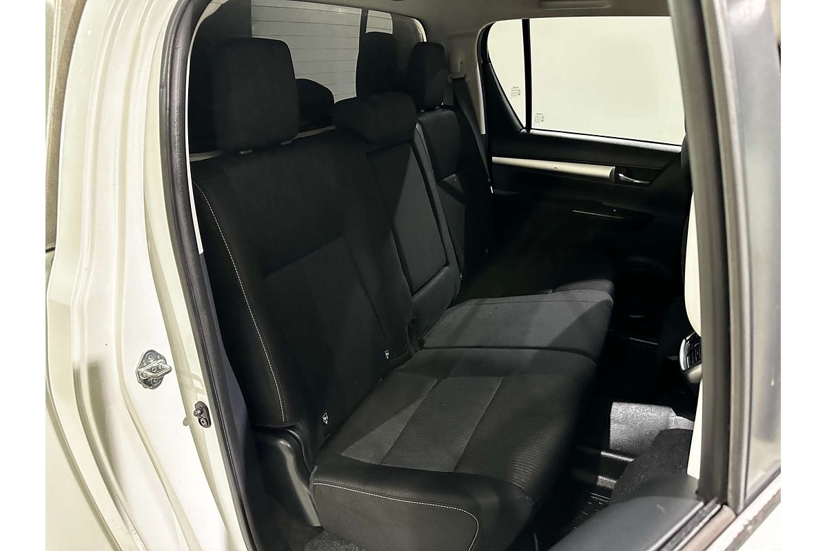 2017 Toyota Hilux SR5 GUN126R 4X4