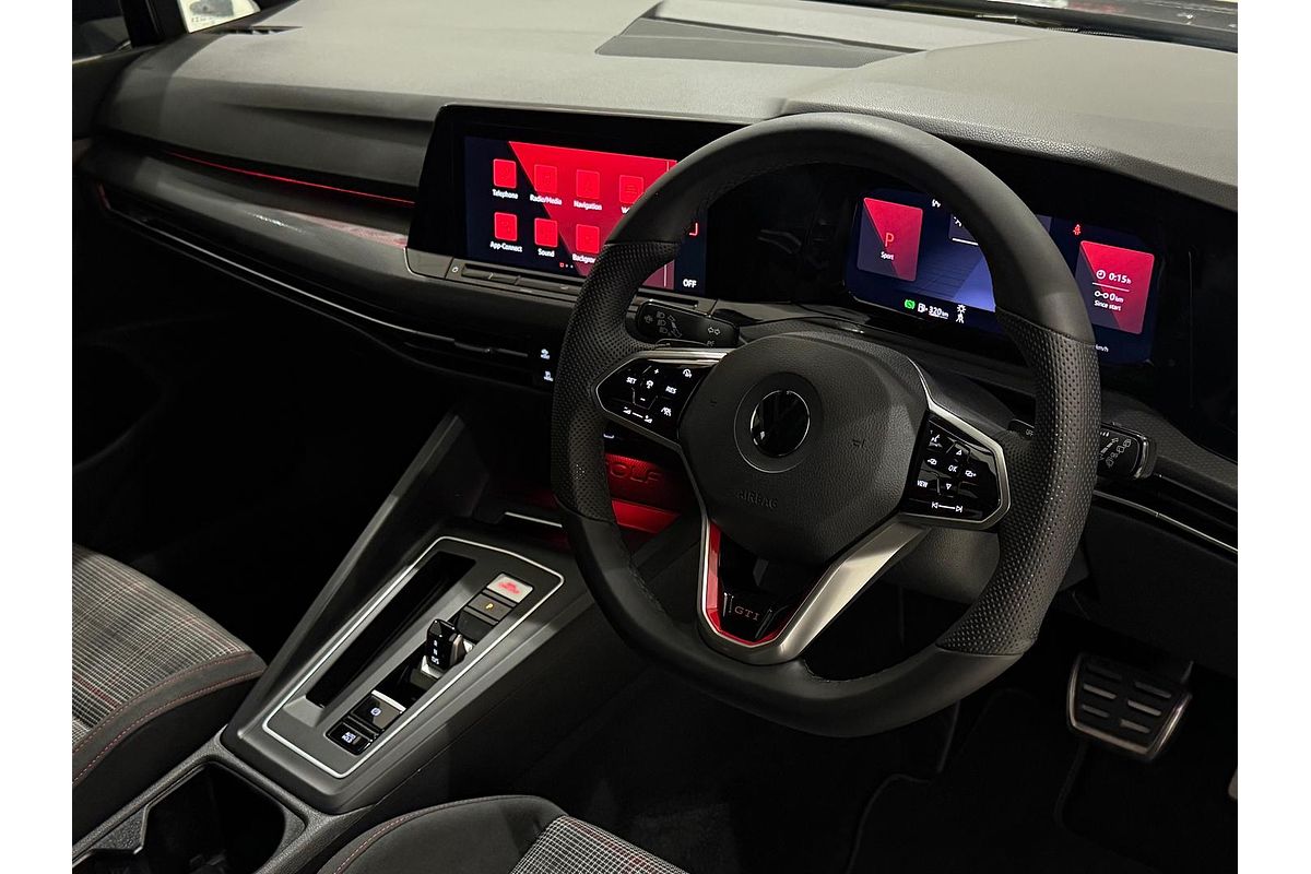 2022 Volkswagen Golf GTI 8