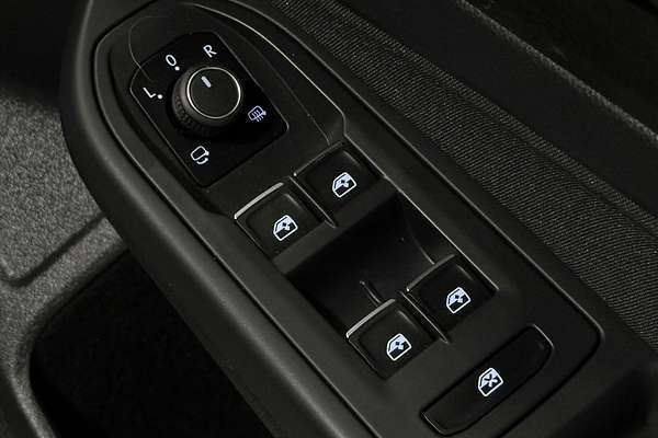 2022 Volkswagen Golf GTI 8