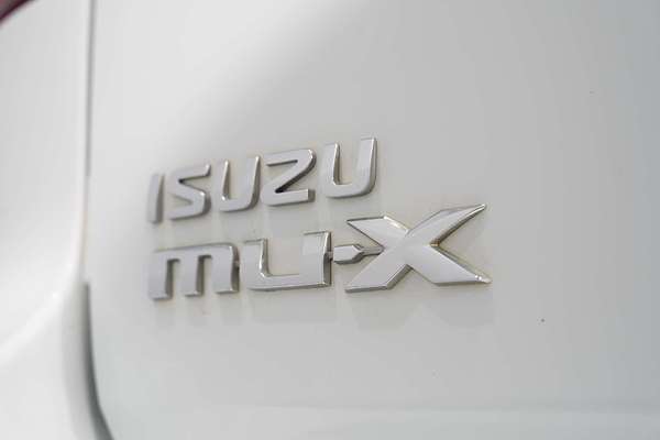 2019 Isuzu MU-X LS-M