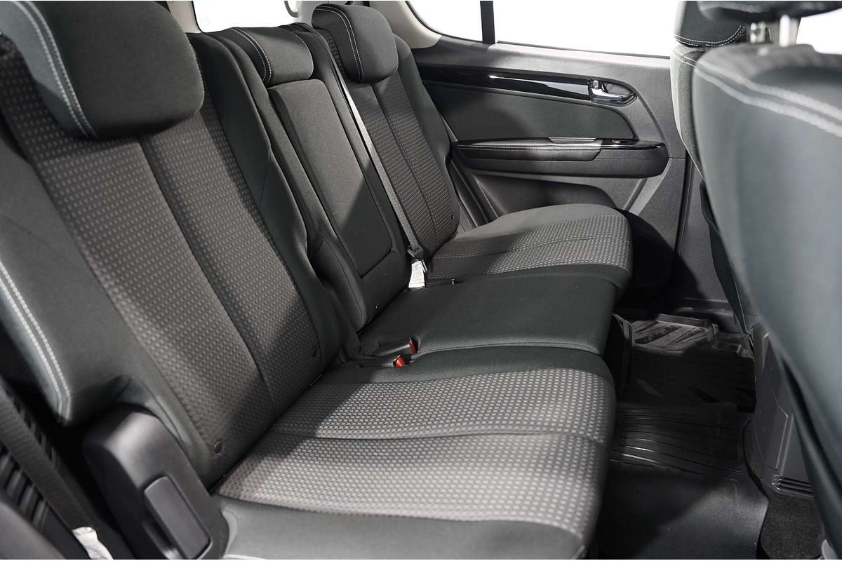 2019 Isuzu MU-X LS-M