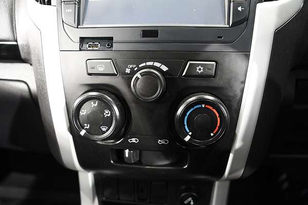 2019 Isuzu MU-X LS-M