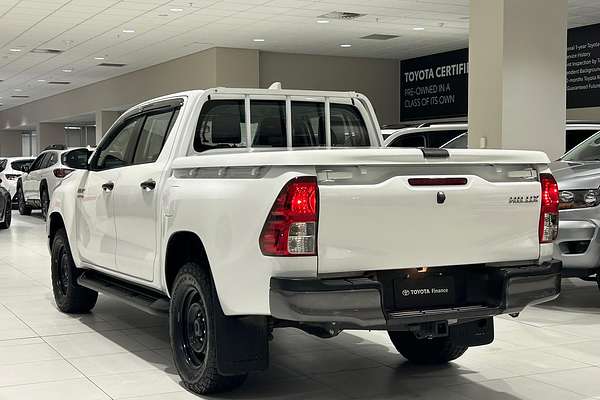 2022 Toyota Hilux SR GUN126R