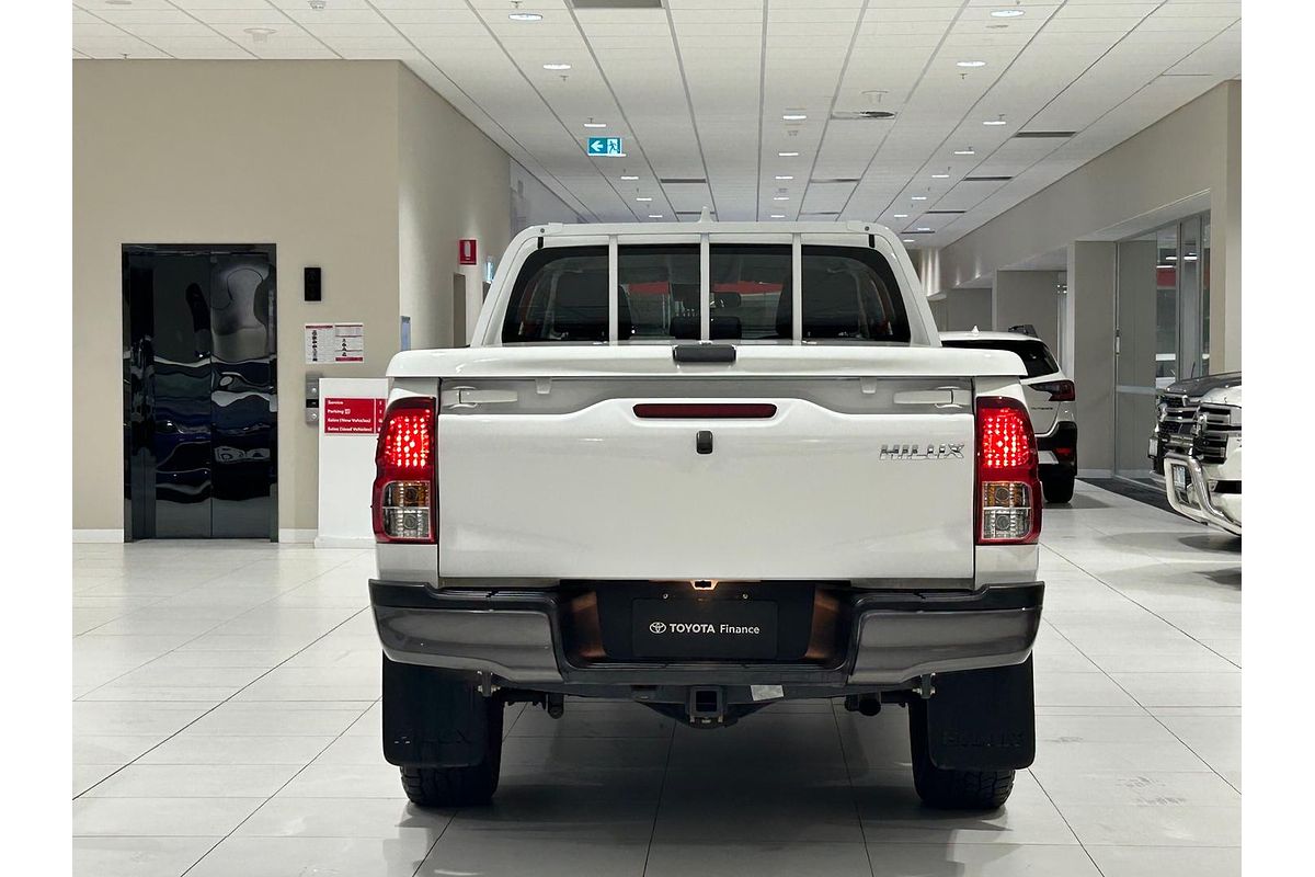 2022 Toyota Hilux SR GUN126R