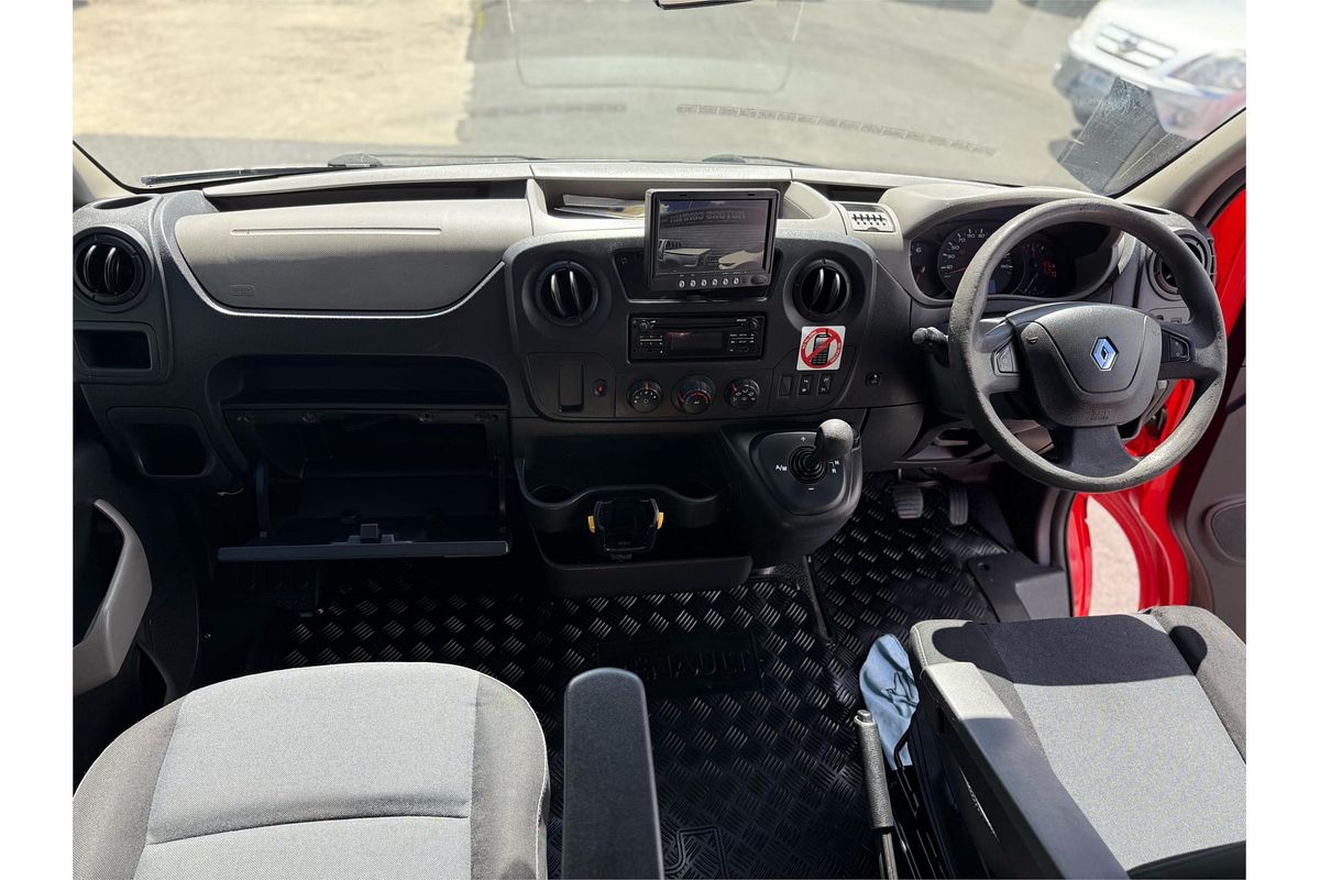 2015 Renault Master X62 MWB Mid Roof