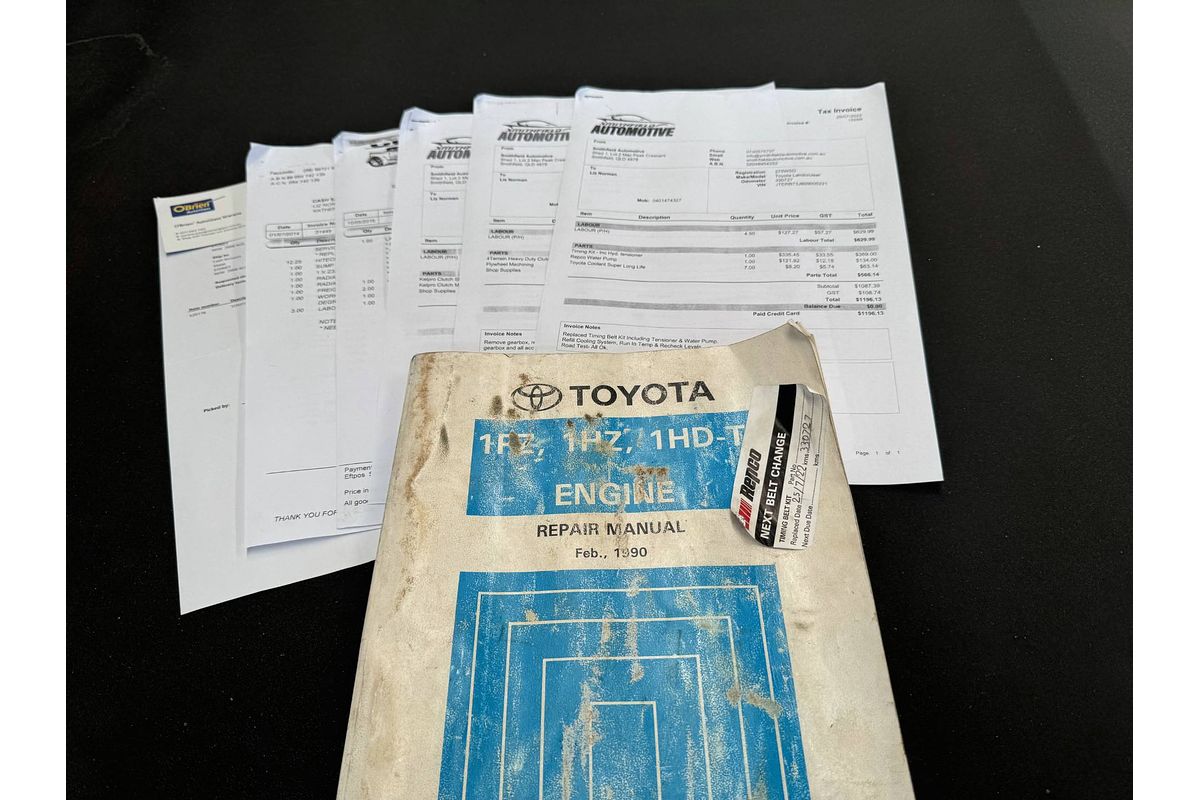 2001 Toyota Landcruiser RV HZJ105R