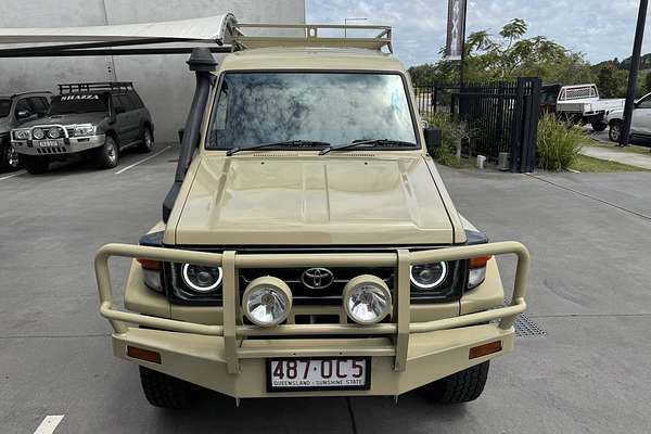2001 Toyota Landcruiser RV HZJ105R