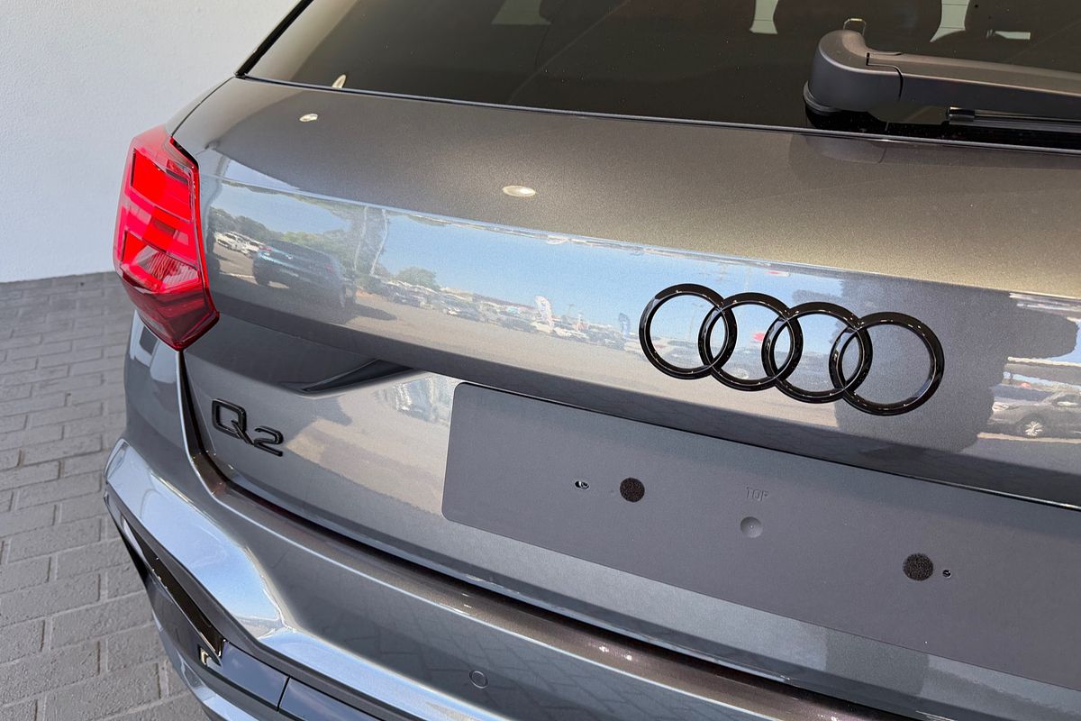 2025 Audi Q2 35 TFSI S line edition GA