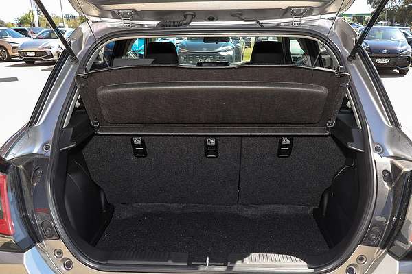 2025 Suzuki Swift Hybrid Plus UZ