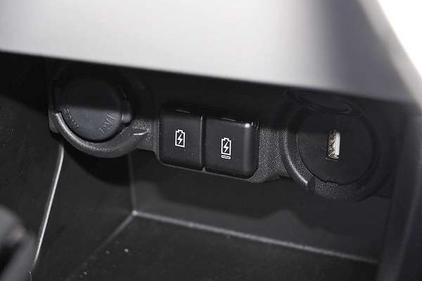 2025 Suzuki Swift Hybrid Plus UZ