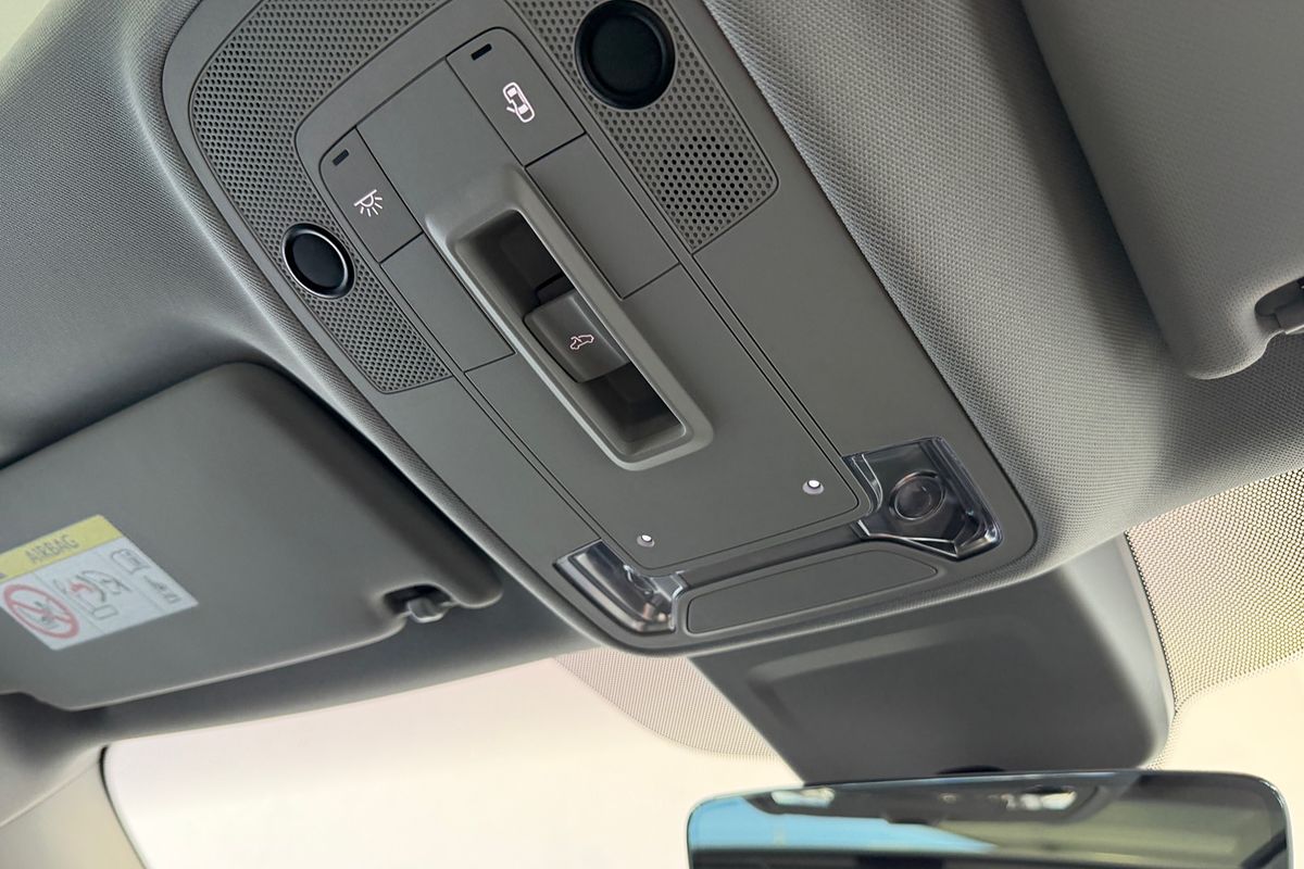 2025 Audi Q2 35 TFSI S line edition GA