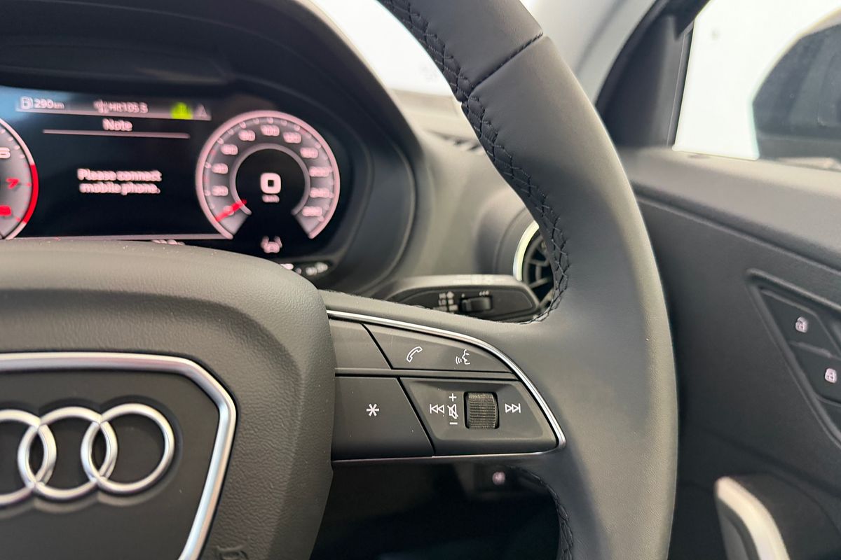 2025 Audi Q2 35 TFSI S line edition GA