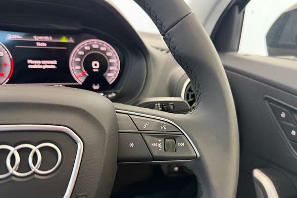 2025 Audi Q2 35 TFSI S line edition GA