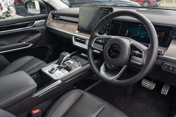 2024 GWM Cannon Alpha Ultra Hybrid P05 4X4
