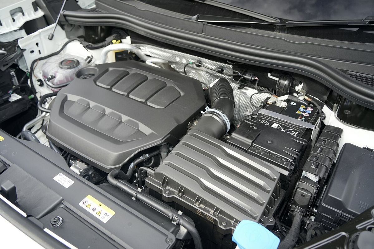 2025 Volkswagen Tayron 195TSI R-Line R4