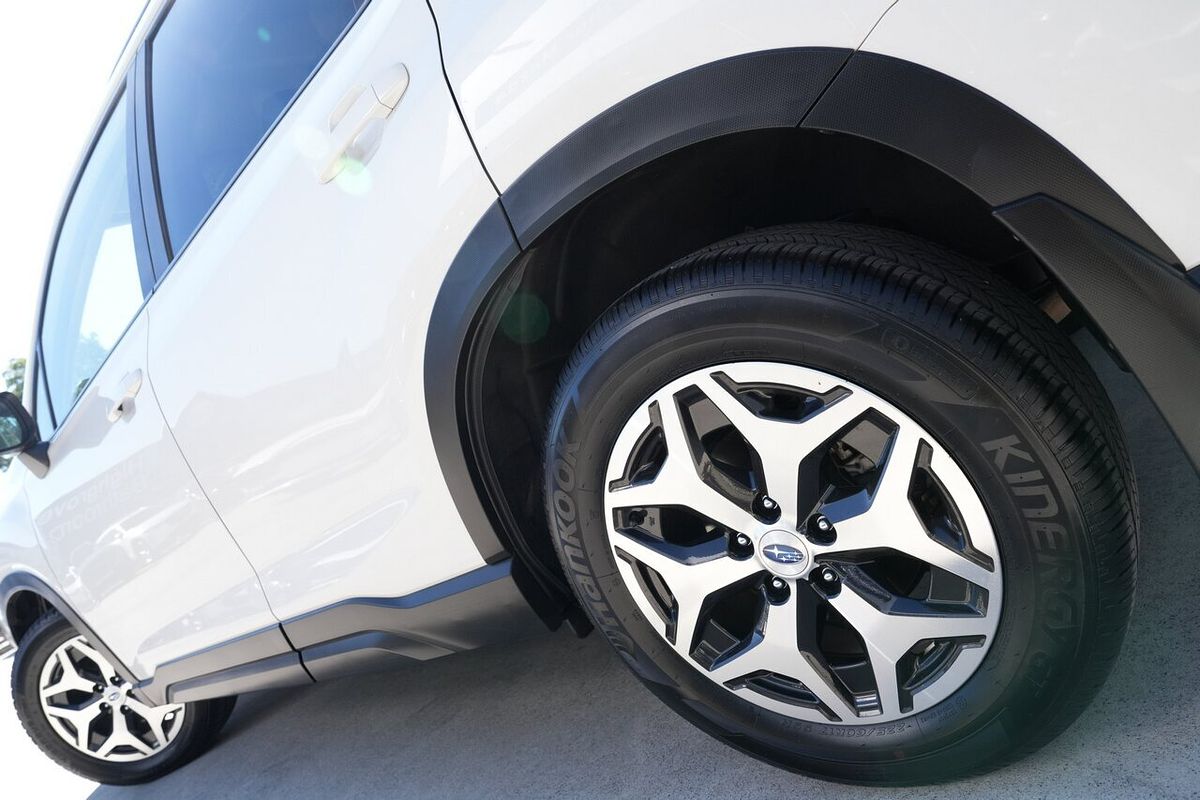 2023 Subaru Forester 2.5i 50 Years Edition S5