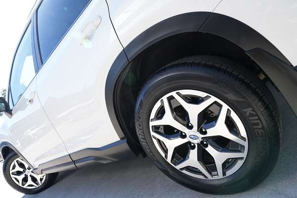 2023 Subaru Forester 2.5i 50 Years Edition S5