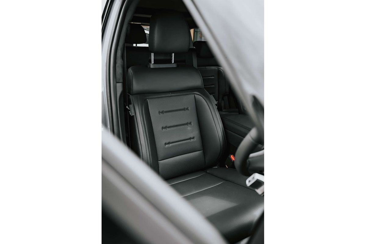 2025 Hyundai Santa Fe Hybrid Calligraphy MX5.V2