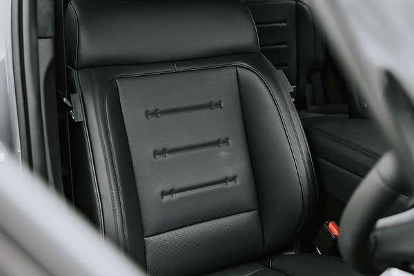 2025 Hyundai Santa Fe Hybrid Calligraphy MX5.V2