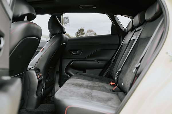 2025 Hyundai Kona Premium N Line SX2.V3