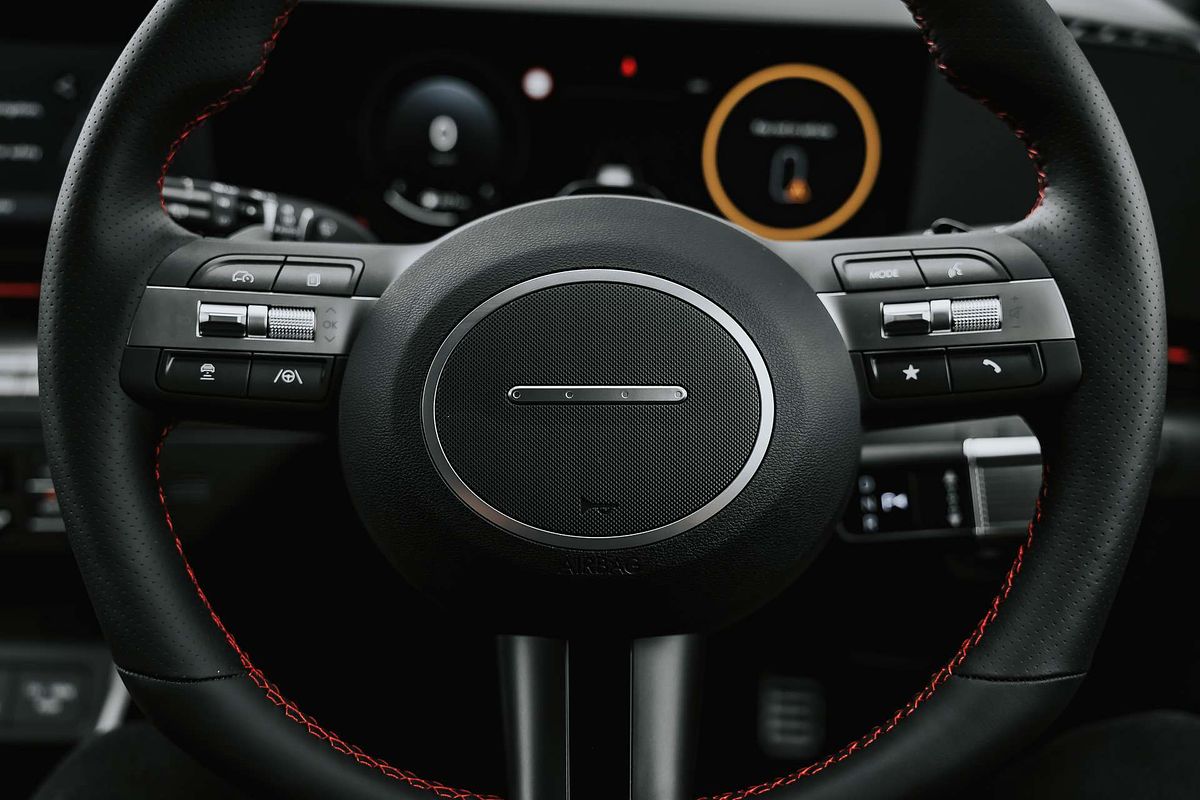 2025 Hyundai Kona Premium N Line SX2.V3