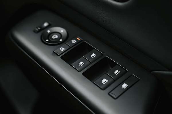 2025 Hyundai Kona Premium N Line SX2.V3