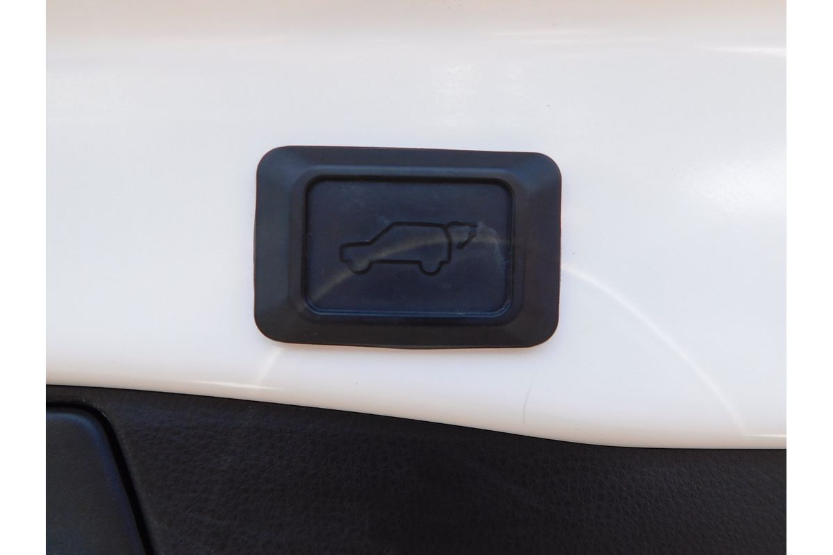 2020 Toyota RAV4 Cruiser MXAA52R