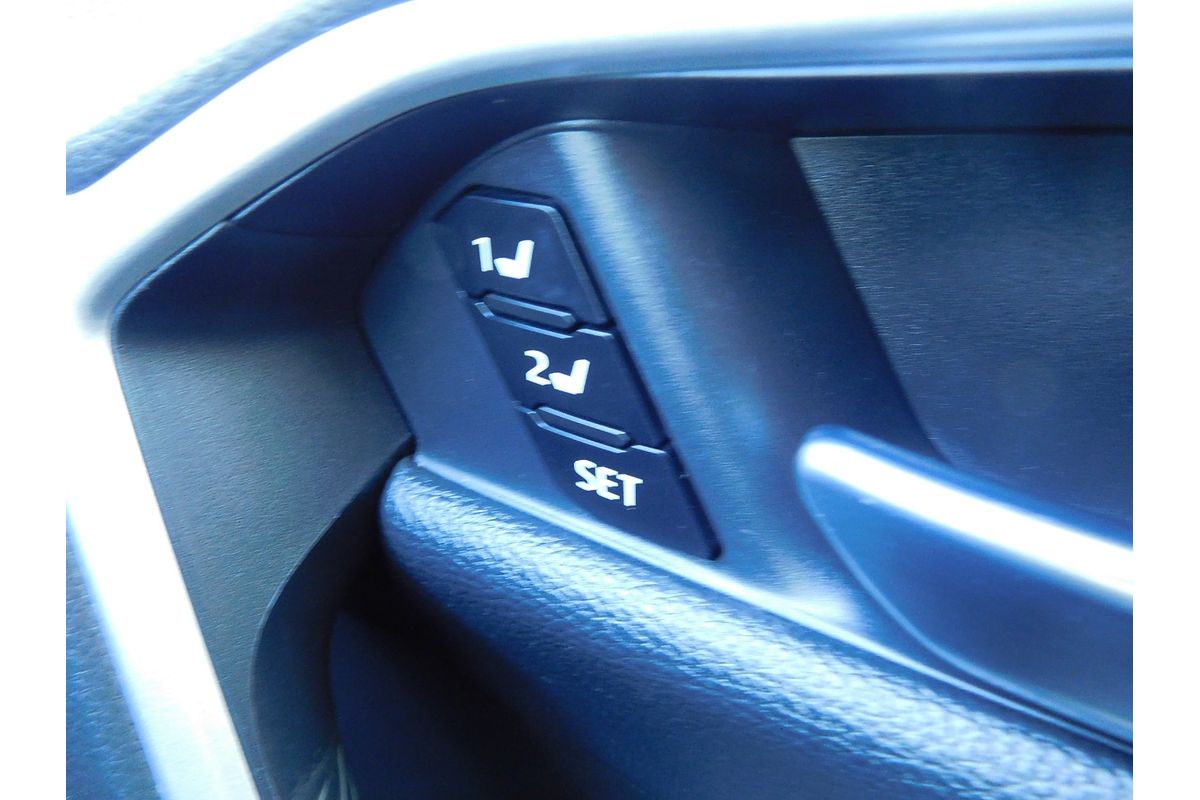 2020 Toyota RAV4 Cruiser MXAA52R