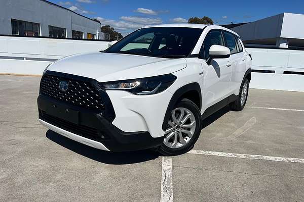 2024 Toyota Corolla Cross GX MXGH10R