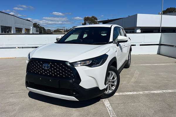 2024 Toyota Corolla Cross GX MXGH10R