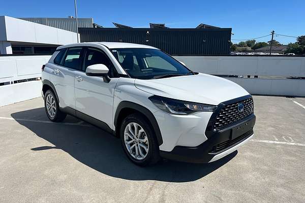 2024 Toyota Corolla Cross GX MXGH10R