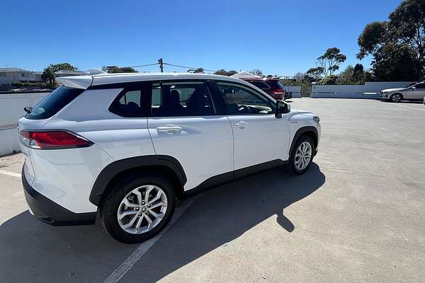 2024 Toyota Corolla Cross GX MXGH10R