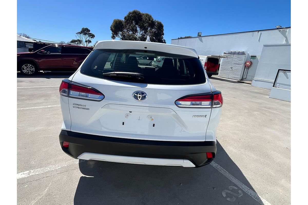 2024 Toyota Corolla Cross GX MXGH10R