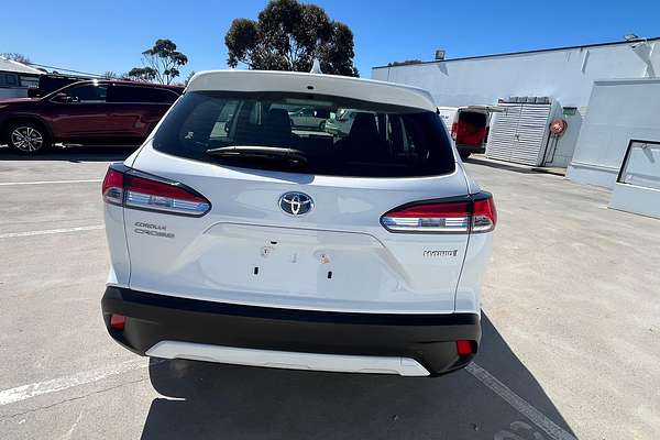 2024 Toyota Corolla Cross GX MXGH10R