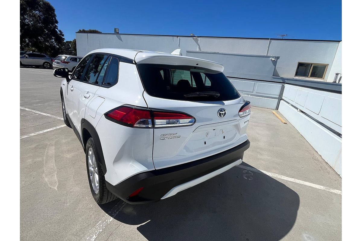 2024 Toyota Corolla Cross GX MXGH10R