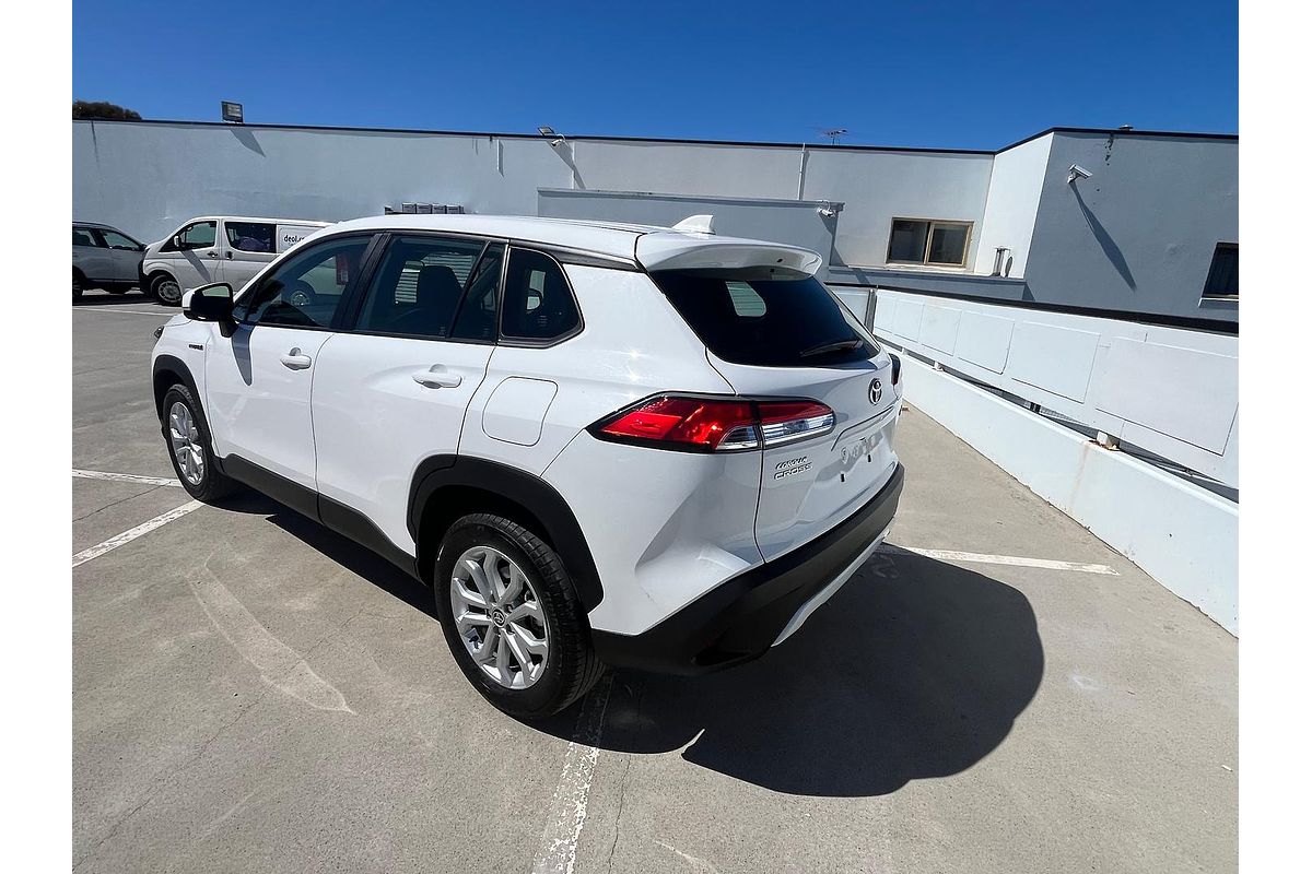 2024 Toyota Corolla Cross GX MXGH10R