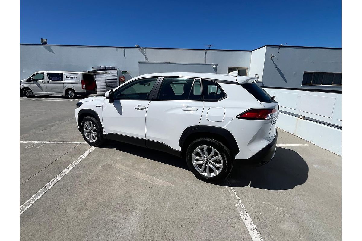 2024 Toyota Corolla Cross GX MXGH10R