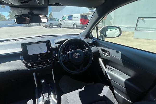 2024 Toyota Corolla Cross GX MXGH10R