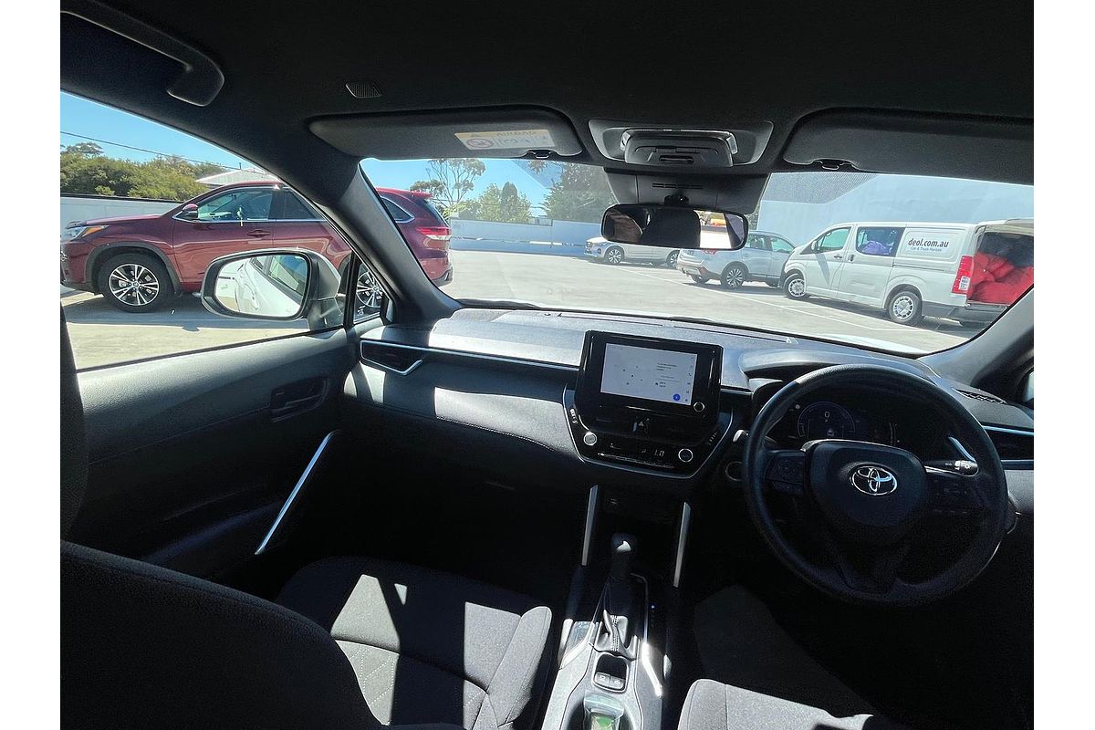 2024 Toyota Corolla Cross GX MXGH10R