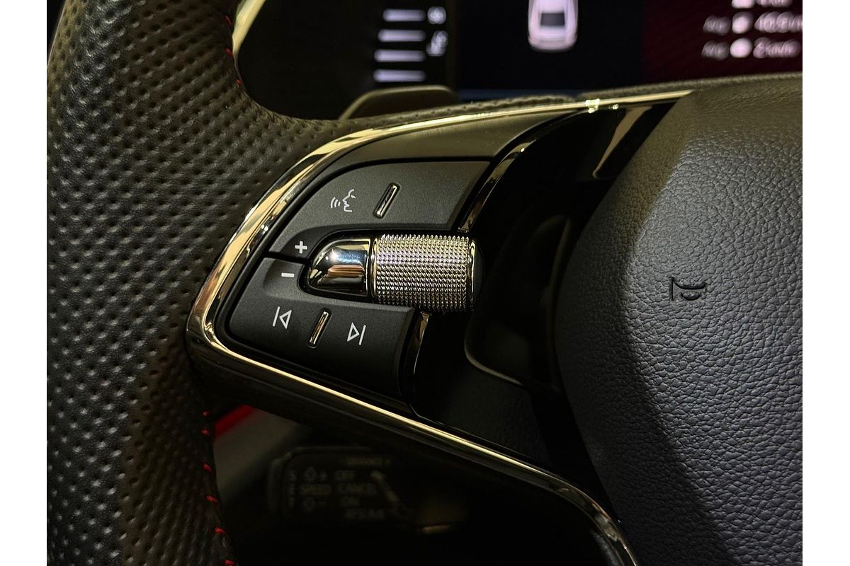 2023 SKODA Octavia RS 180TSI NX MY23.5