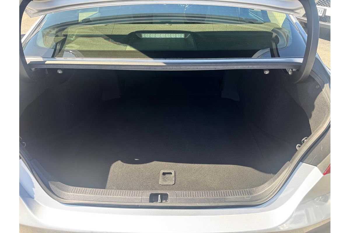 2019 Toyota Camry Ascent ASV70R
